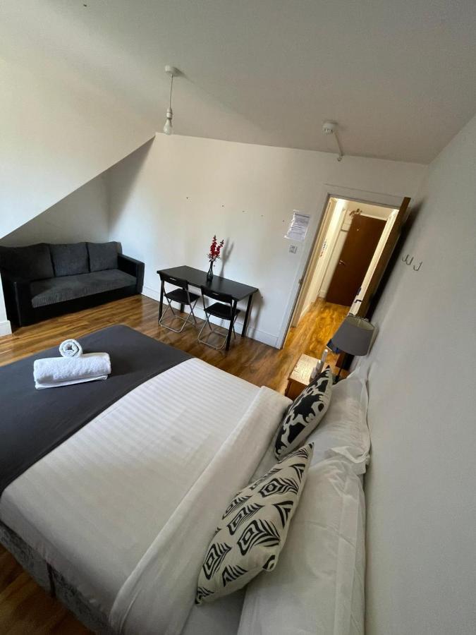 Sw16 Norbury Guesthouse Londyn Zewnętrze zdjęcie